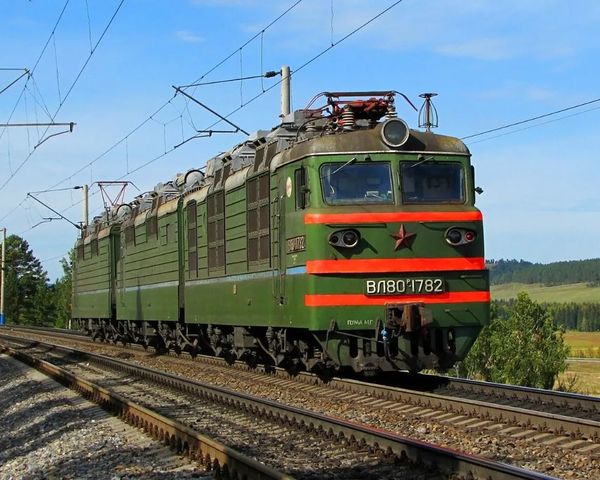 Вспомогательные машины электровоза вл80с